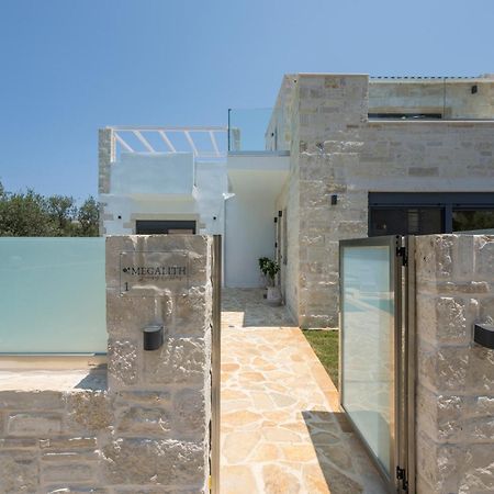 Megalith Villas Agia Marina Extérieur photo